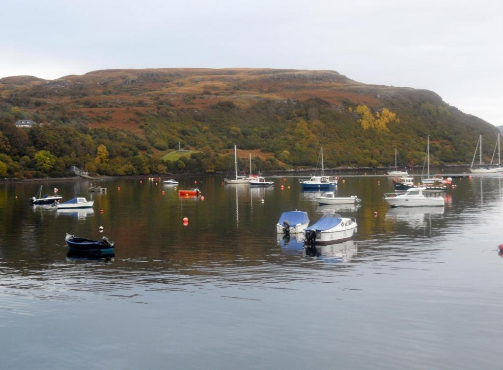 Creag Dubh Bed & Breakfast Kyle of Lochalsh Exteriör bild